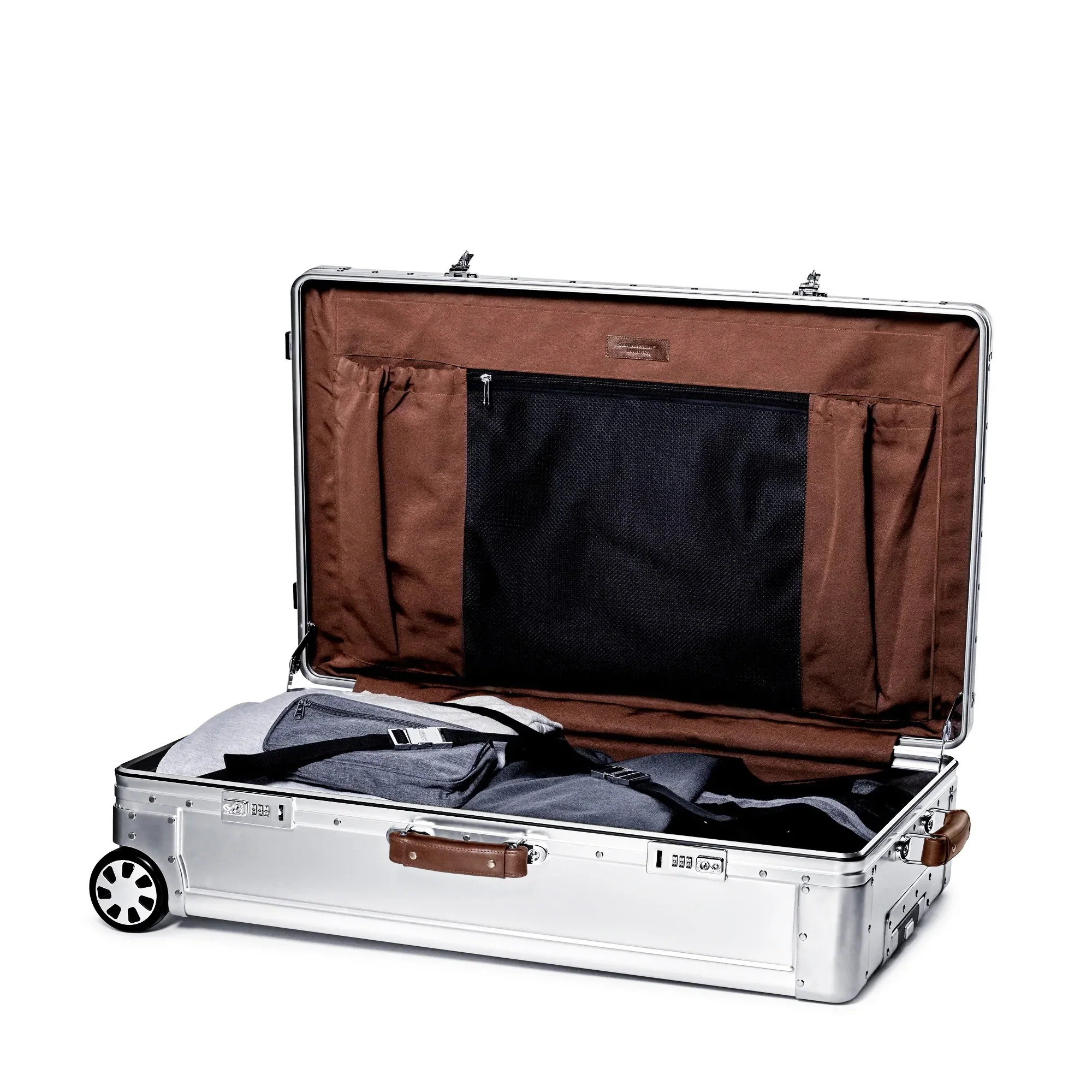 Sterling Pacific 80L Check-In Travel Case - Image 4