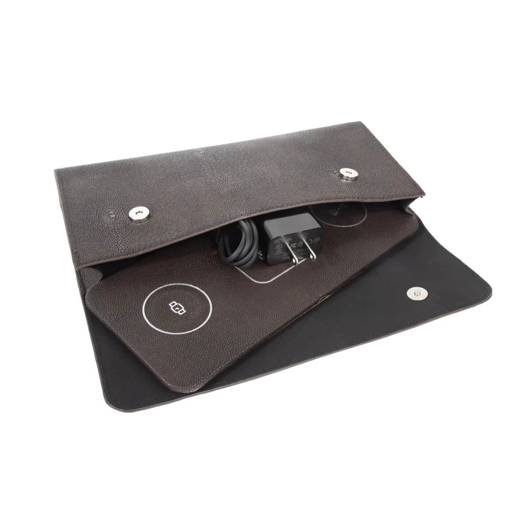 Brouk Ace 3 in 1 Portable Wireless Fast Charging Pad - Image 2