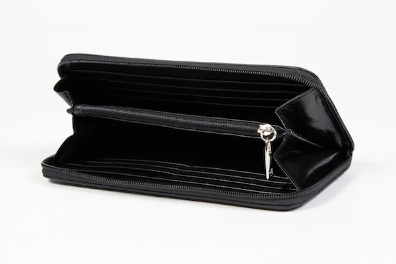 Bosca Zip Around Wallet Black - Image 3