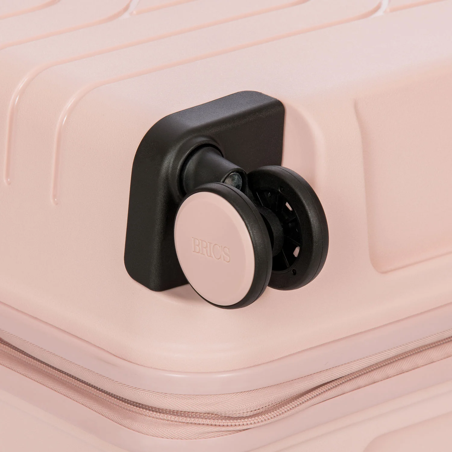 Bric's B/Y Ulisse 28" Expandable Spinner Pearl Pink - Image 7