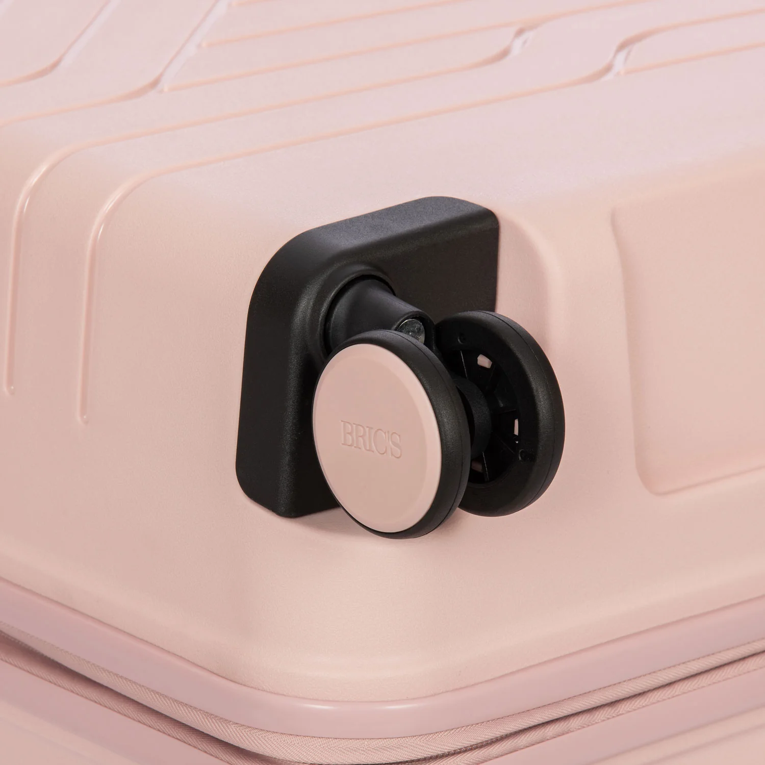 Bric's B/Y Ulisse 30" Expandable Spinner Pearl Pink - Image 8