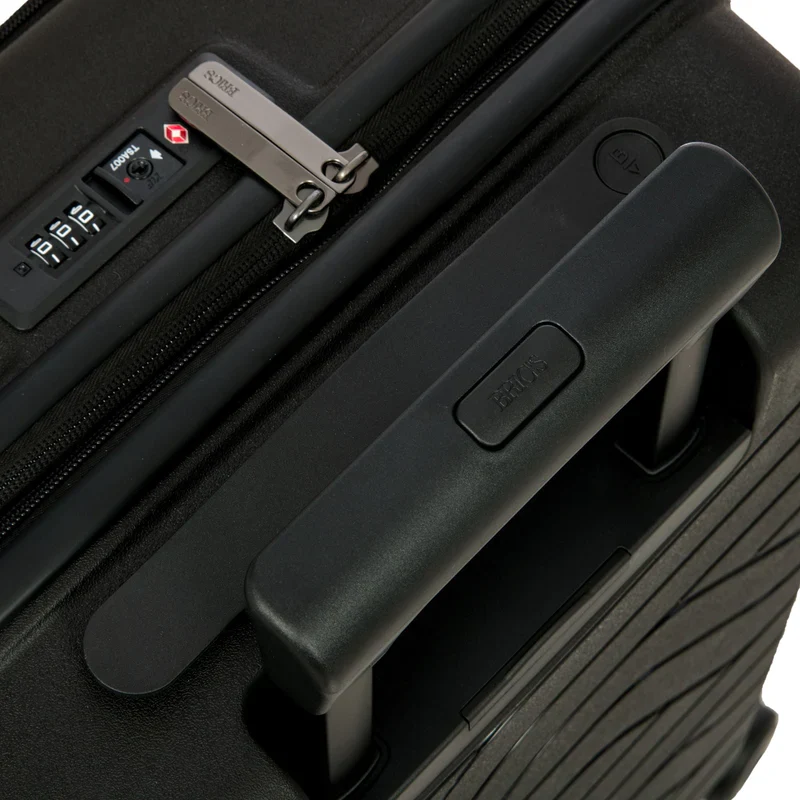 Brics Ulisse 21" Expandable Spinner with Pocket - Image 4