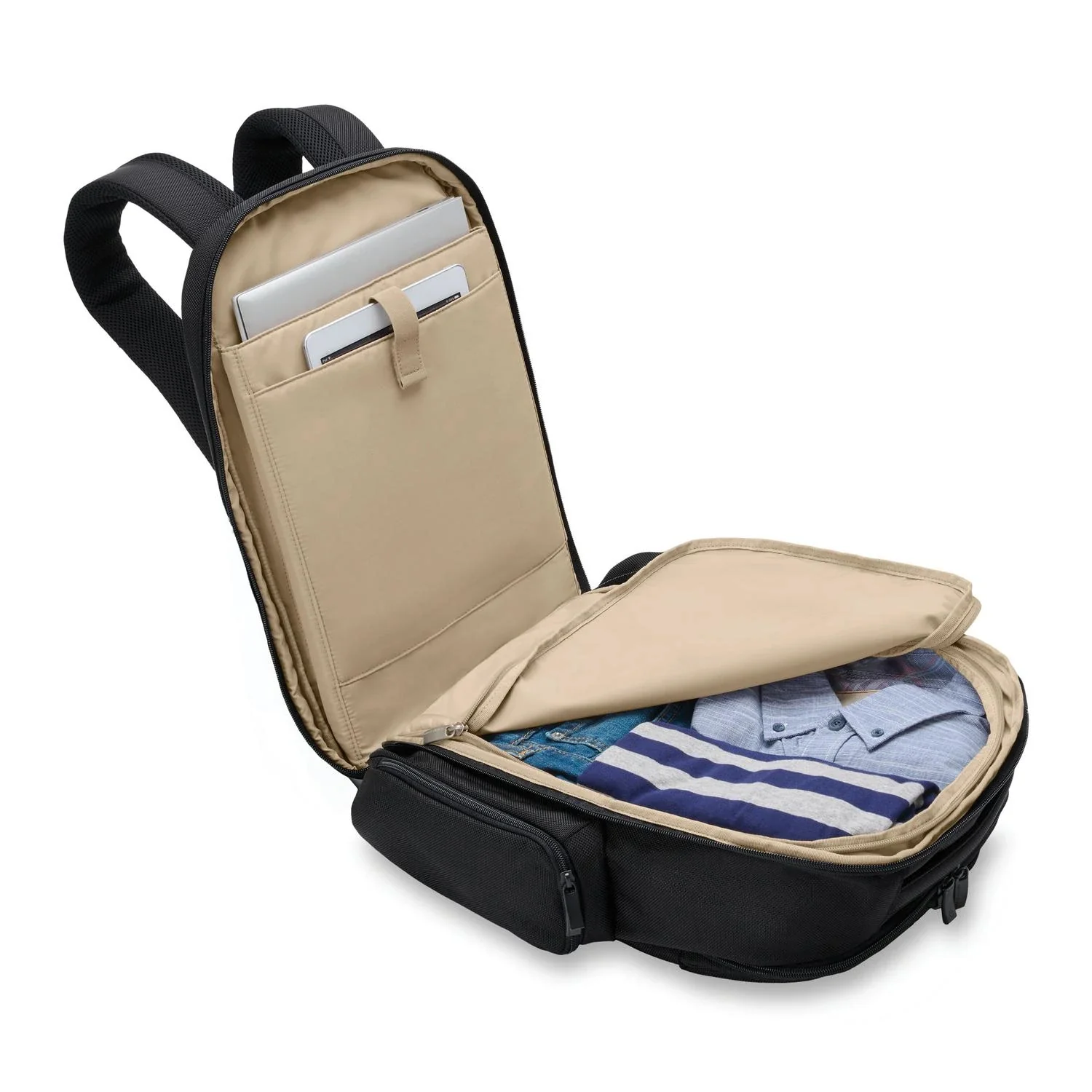 Briggs & Riley Baseline Traveler Backpack - Image 5
