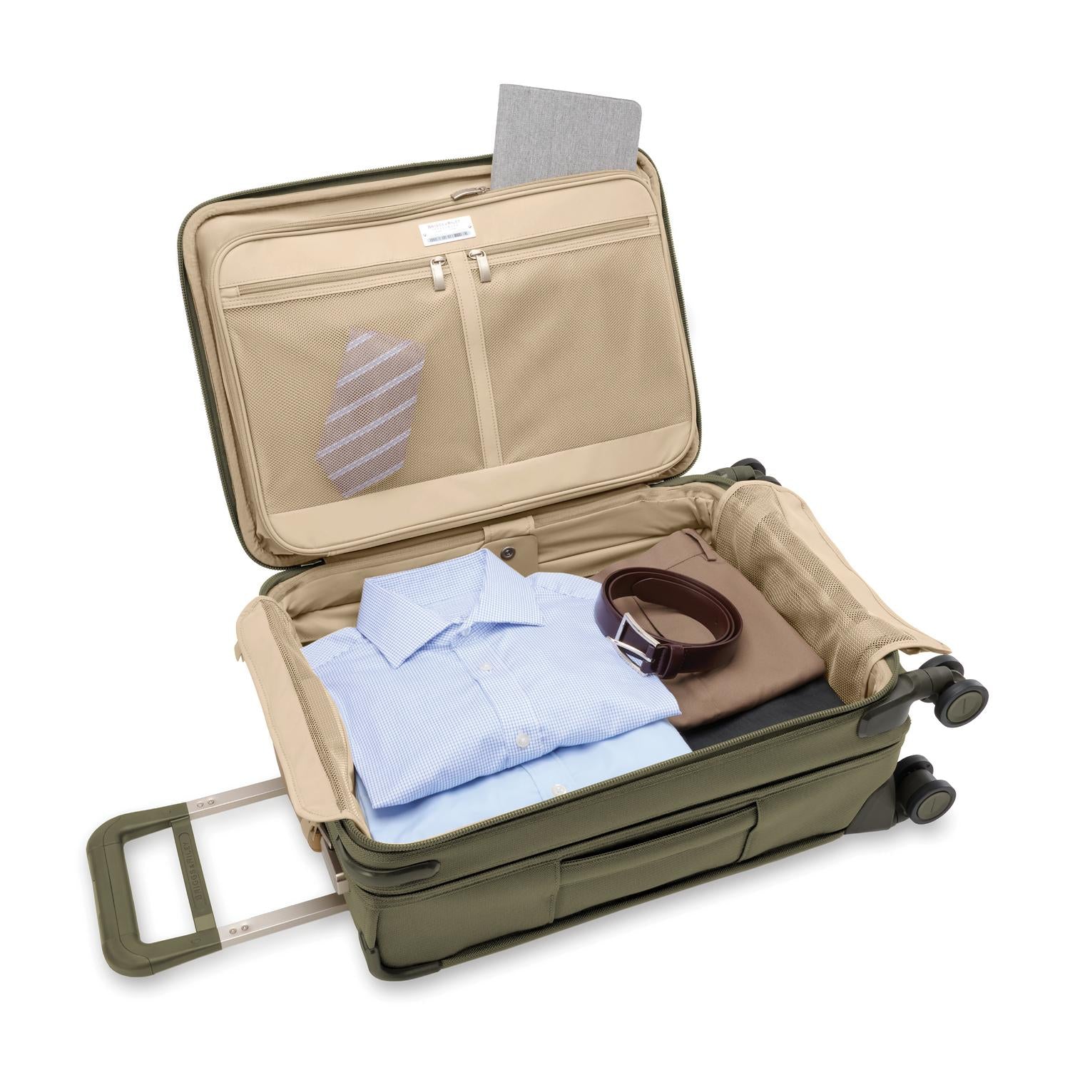Briggs & Riley Baseline BLU122CXSP Essential Carry-on Spinner - Image 5