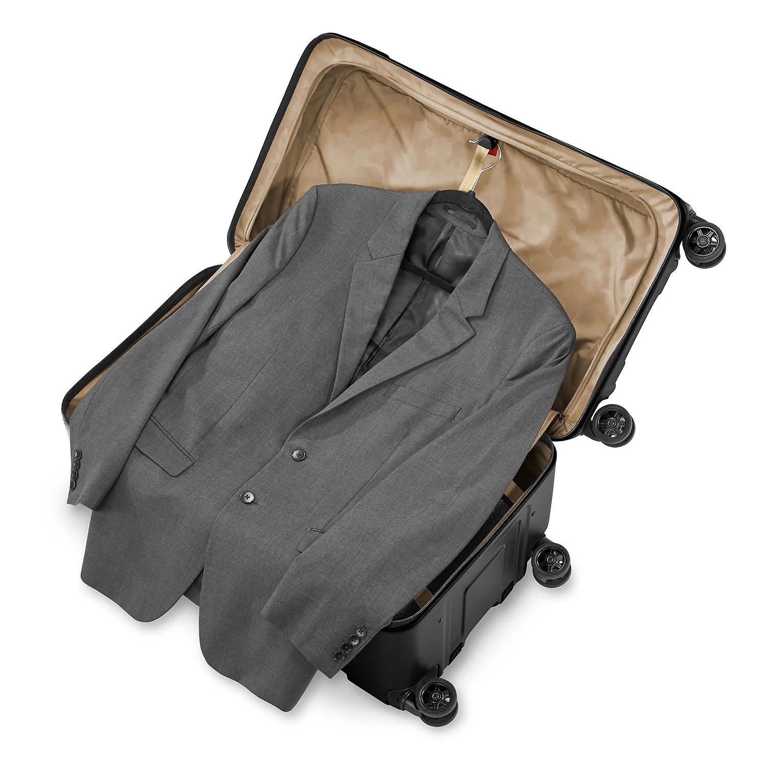 Briggs & Riley Torq QUT228SP-74 Medium Trunk Spinner Stealth - Image 5