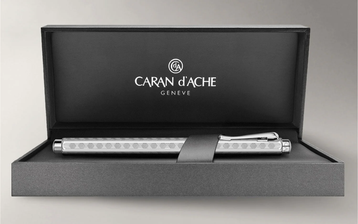 Caran d'Ache Ecridor Heritage Palladium Coated Rollerball Pen - Image 3