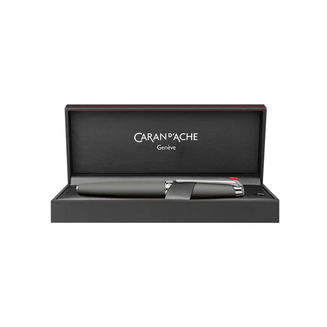 Caran d'Ache LEMAN™ Grey Matte Fountain Pen - Image 2