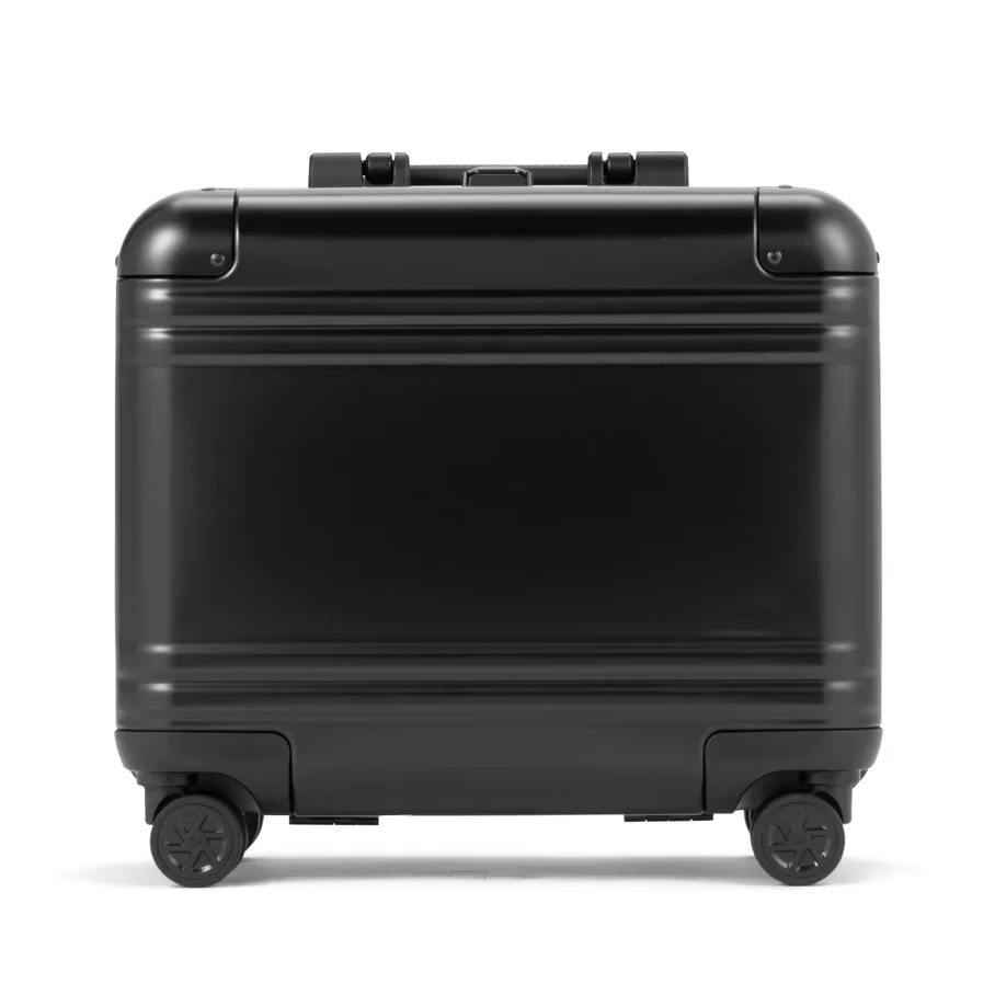 Zero Halliburton CLASSIC ALUMINUM 3.0 Business Case 28L