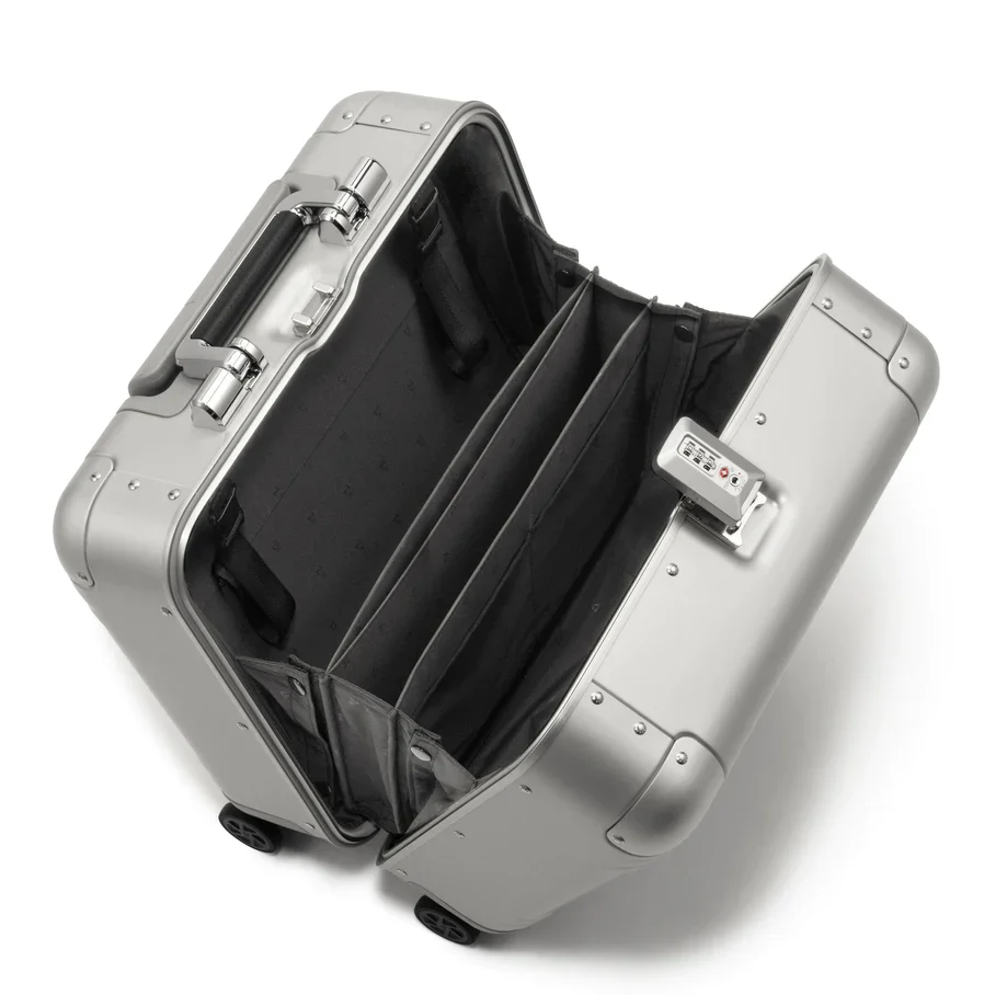 Zero Halliburton CLASSIC ALUMINUM 3.0 Business Case 28L - Image 4