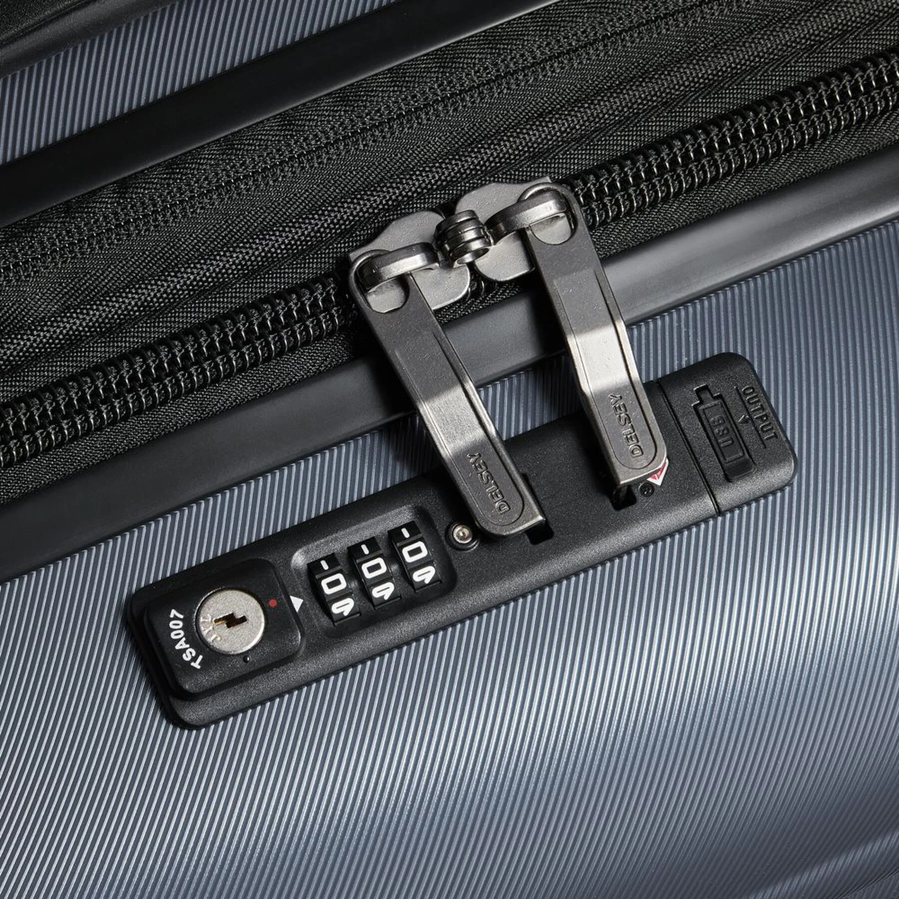 Delsey Cruise 3.0 Carry-on Expandable Spinner Upright - Image 3