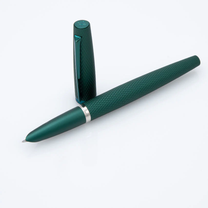 Diplomat Viper Green Guilloche Green Fountain Pen Fine/Medium