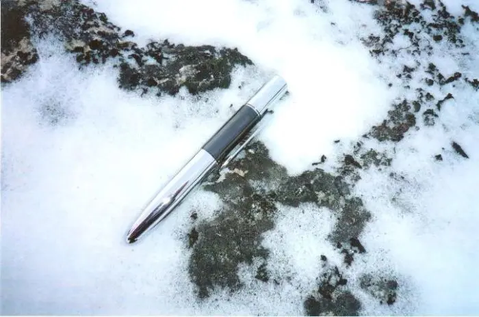 Fisher Space Pen Infinium Dark Matter Black Titanium Nitride & Chrome Space Pen - Image 3