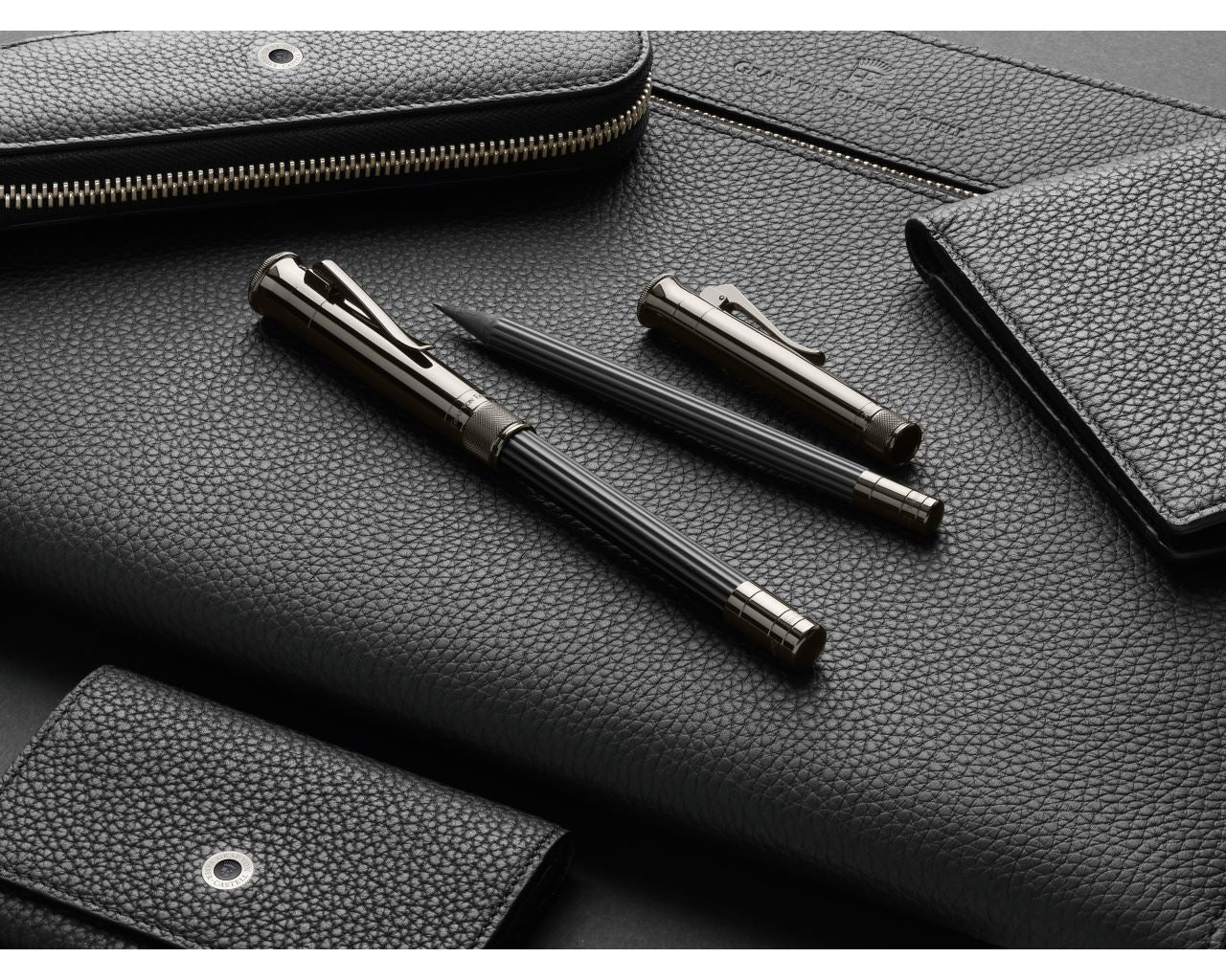 Graf Von Faber-Castell Perfect Pencil Magnum Size Black Edition - Image 3