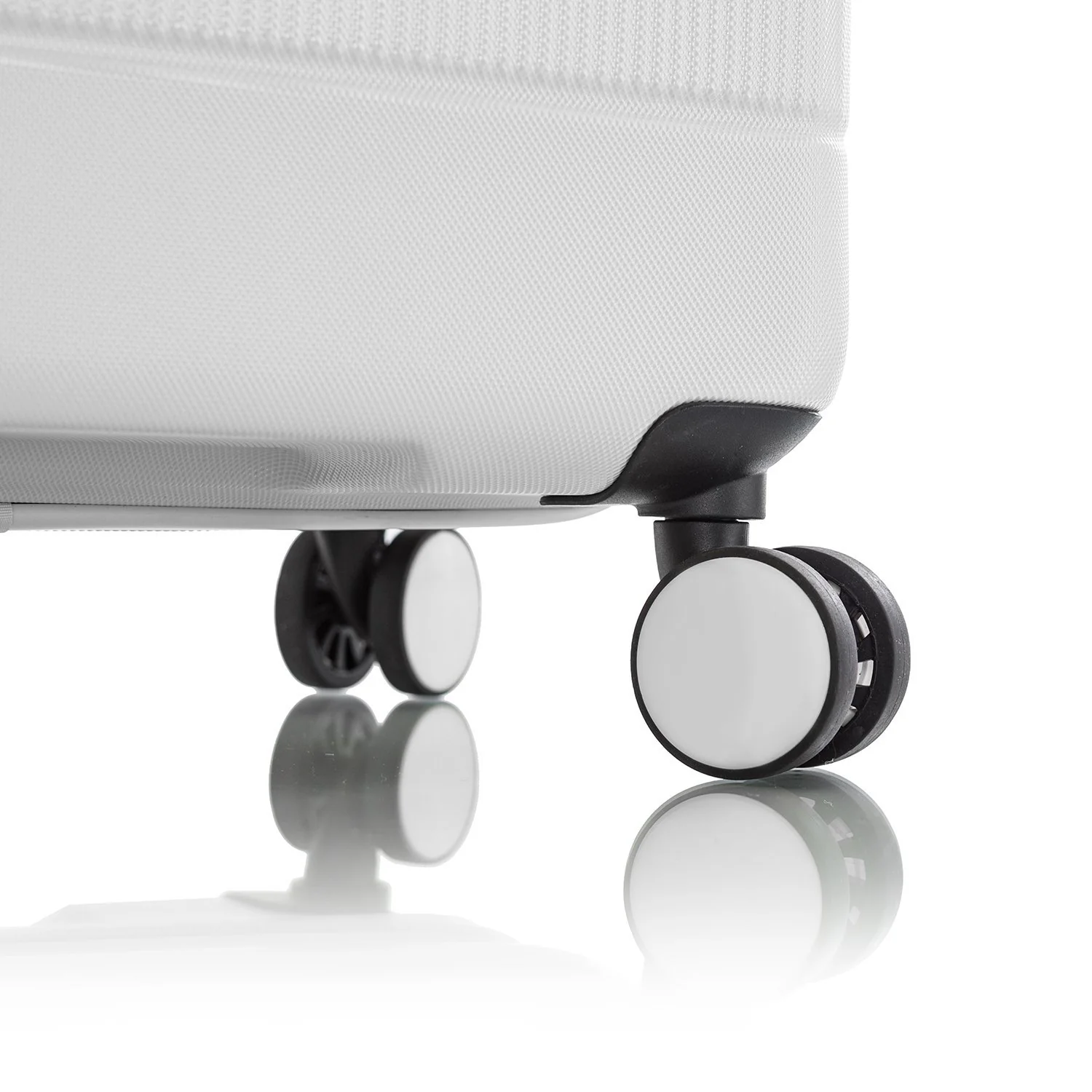 Heys Neo 21" Spinner Carry-on White - Image 9