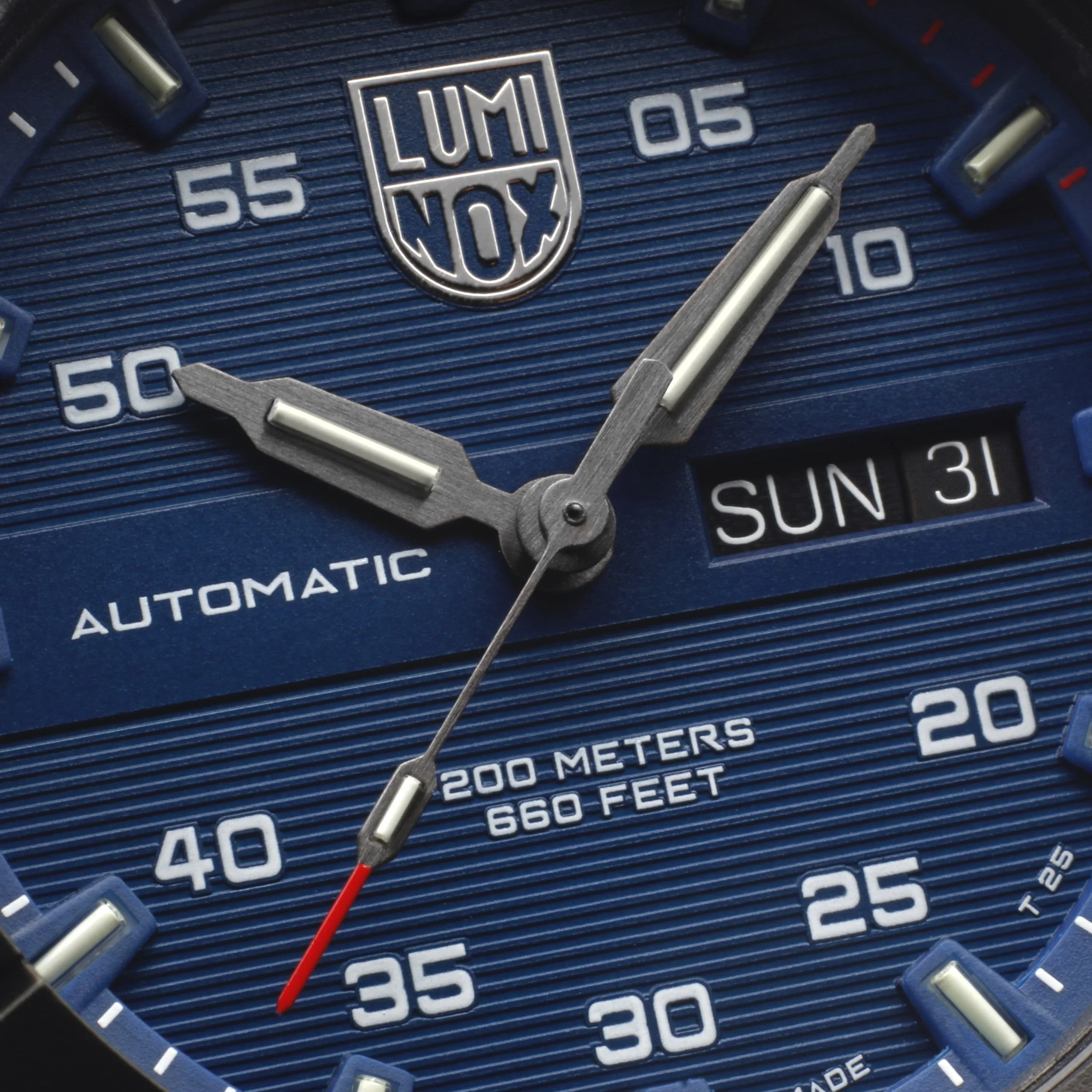 Luminox Master Carbon SEAL Automatic Automatic Dive Watch, 45 mm XS.3863 - Image 4