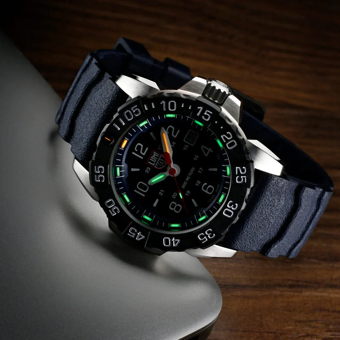 Luminox Navy SEAL Rubber, Steel, CARBONOX™ (RSC) Military Dive Watch, 45 mm XS.3253.CB - Image 6