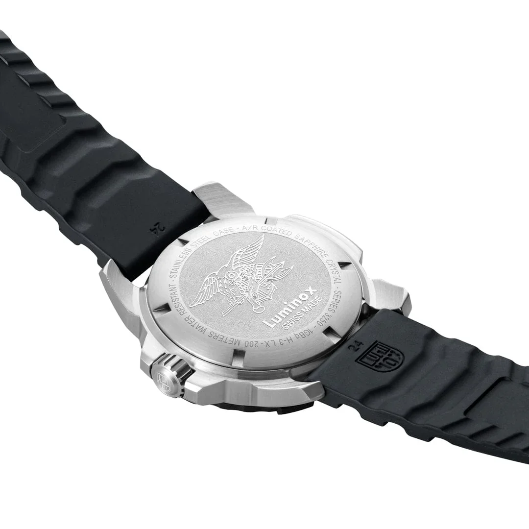 Luminox Navy SEAL Rubber, Steel, CARBONOX™ (RSC) Military Dive Watch, 45 mm XS.3251.CB - Image 5