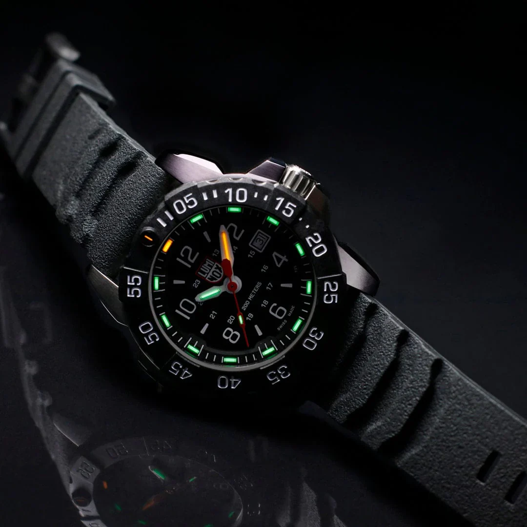 Luminox Navy SEAL Rubber, Steel, CARBONOX™ (RSC) Military Dive Watch, 45 mm XS.3251.CB - Image 8