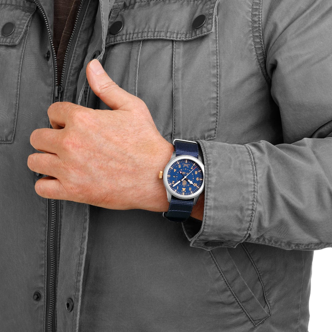 Luminox P-38 Lightning x Volition America P-38 LIGHTNING®, The Guardian, 42 mm XA.9521.VOL - Image 7