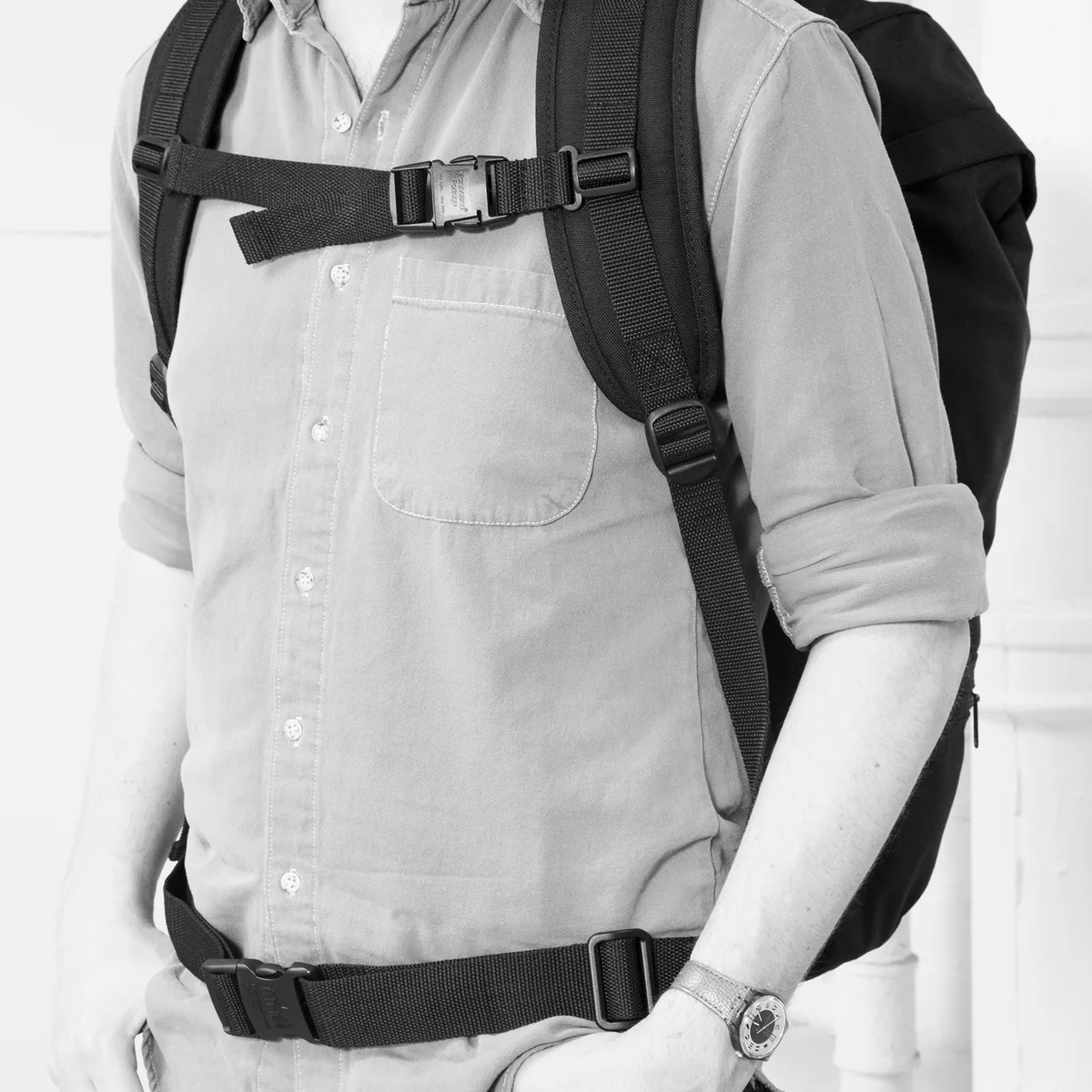 Manhattan Portage Hiker Backpack 3 - Image 5