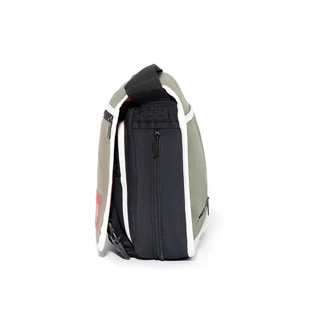 Manhattan Portage Red Label Army Duck Europa (MD) With Back Zipper Canvas - Image 9
