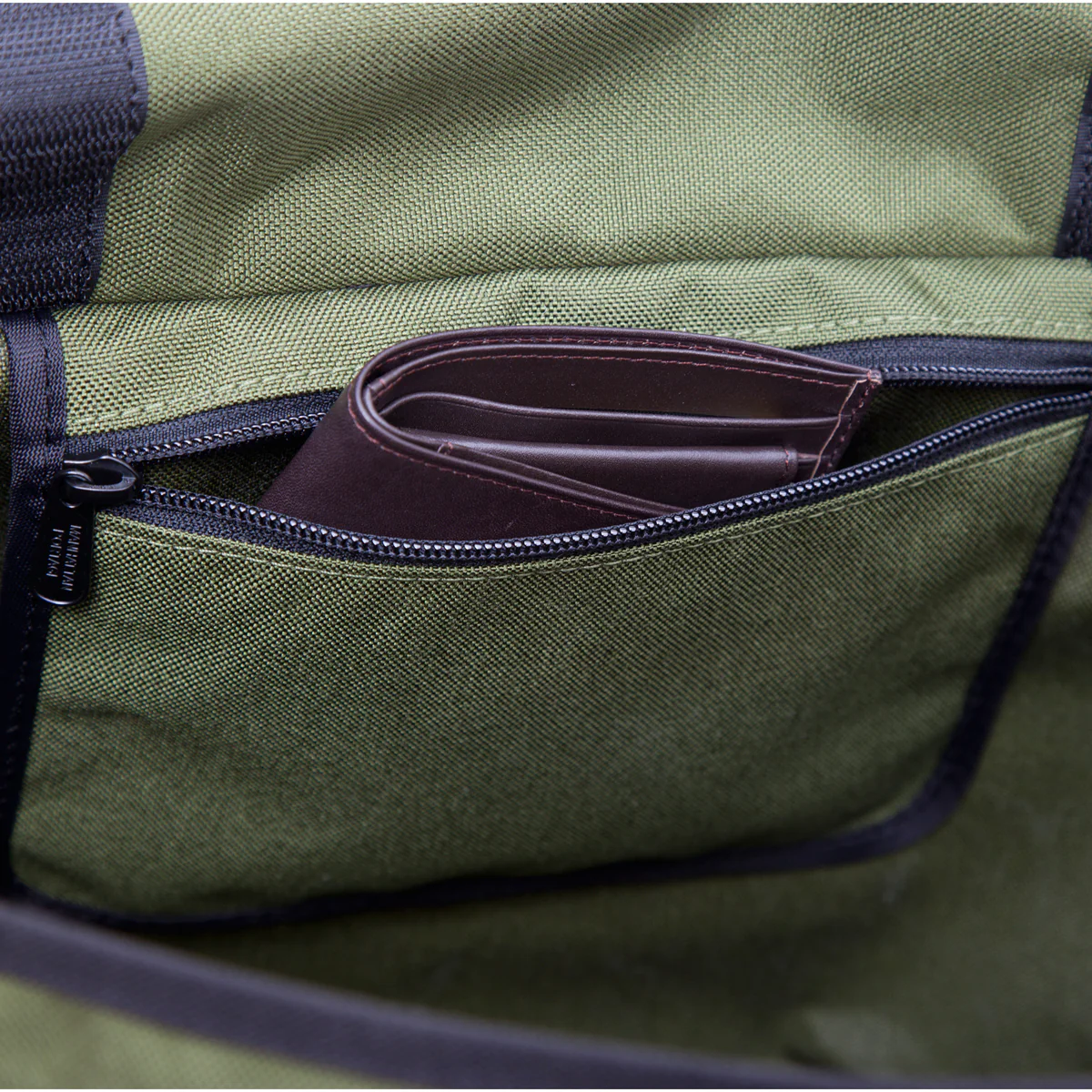 Manhattan Portage Vintage Messenger Bag (LG) - Image 2