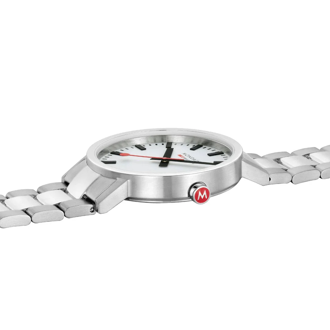 Mondaine Classic 40 mm, Stainless Steel Link Men's Watch Signature White Sundial - Image 7