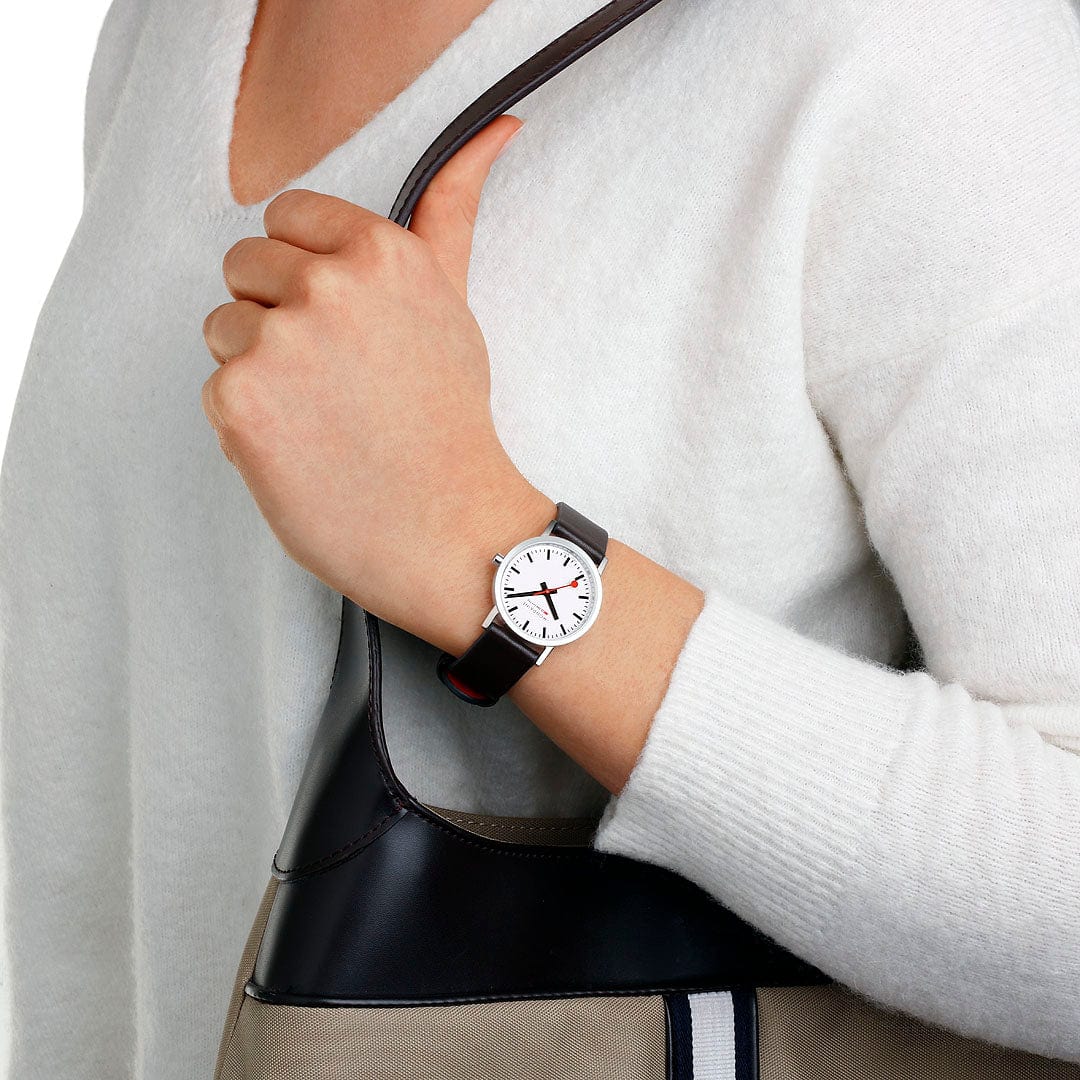 Mondaine CLASSIC BLACK VEGAN GRAPE LEATHER, 30 MM A658.30323.11SBBV - Image 2