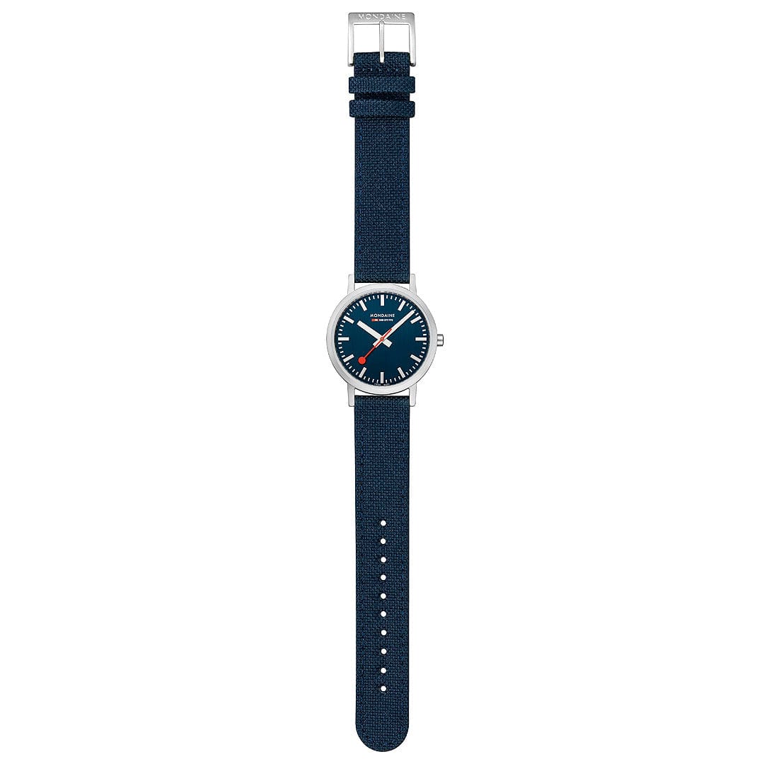 Mondaine Classic Brushed Steel Deep Ocean Blue Textile, 36 mm - Image 4