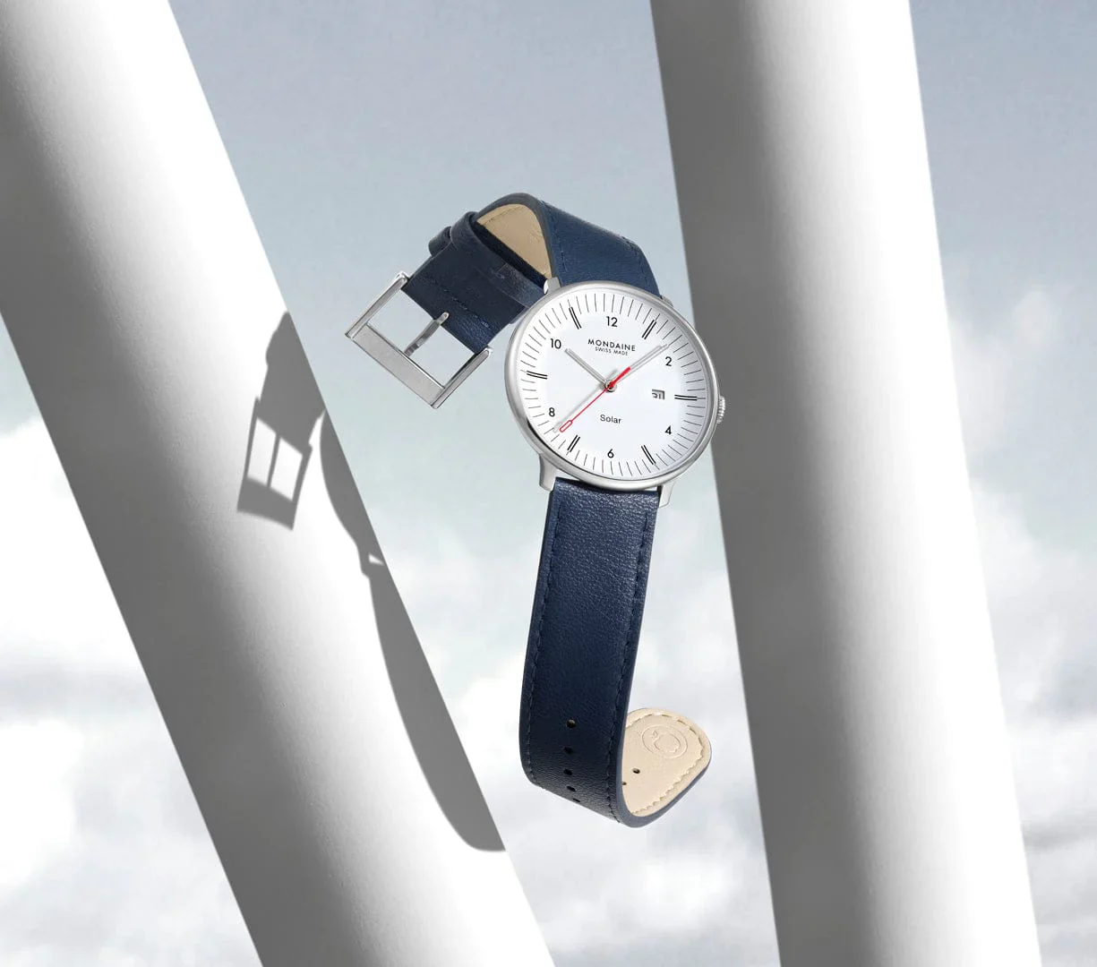Mondaine Doppio Solar Powered 41 mm Blue Vegan Apple Leather Strap - Image 12