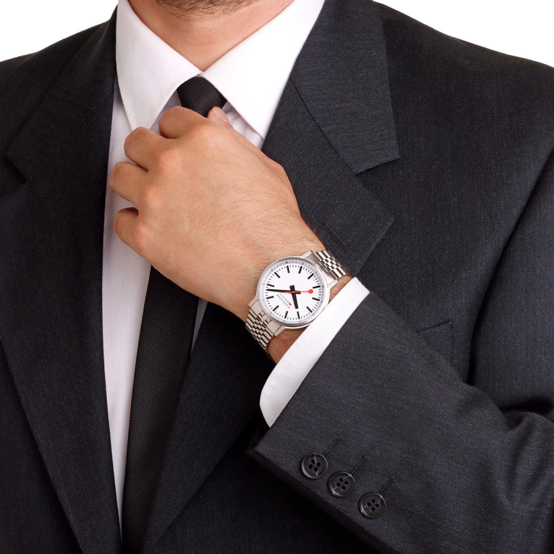 Mondaine stop2go Stainless Steel, 41 mm - Image 7