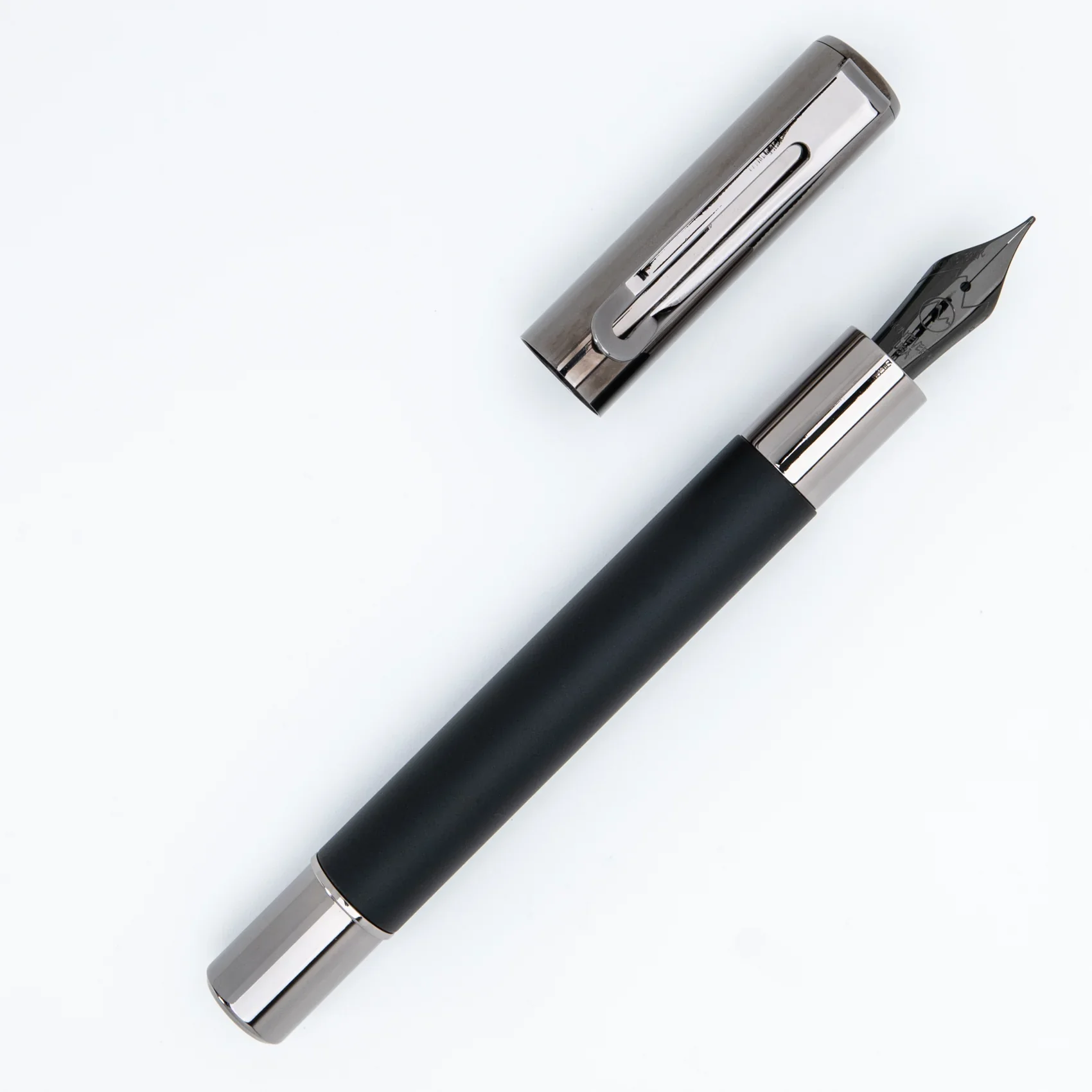 Monteverde USA Ritma Fountain Pen Anodized Black - Fine Nib - Image 3