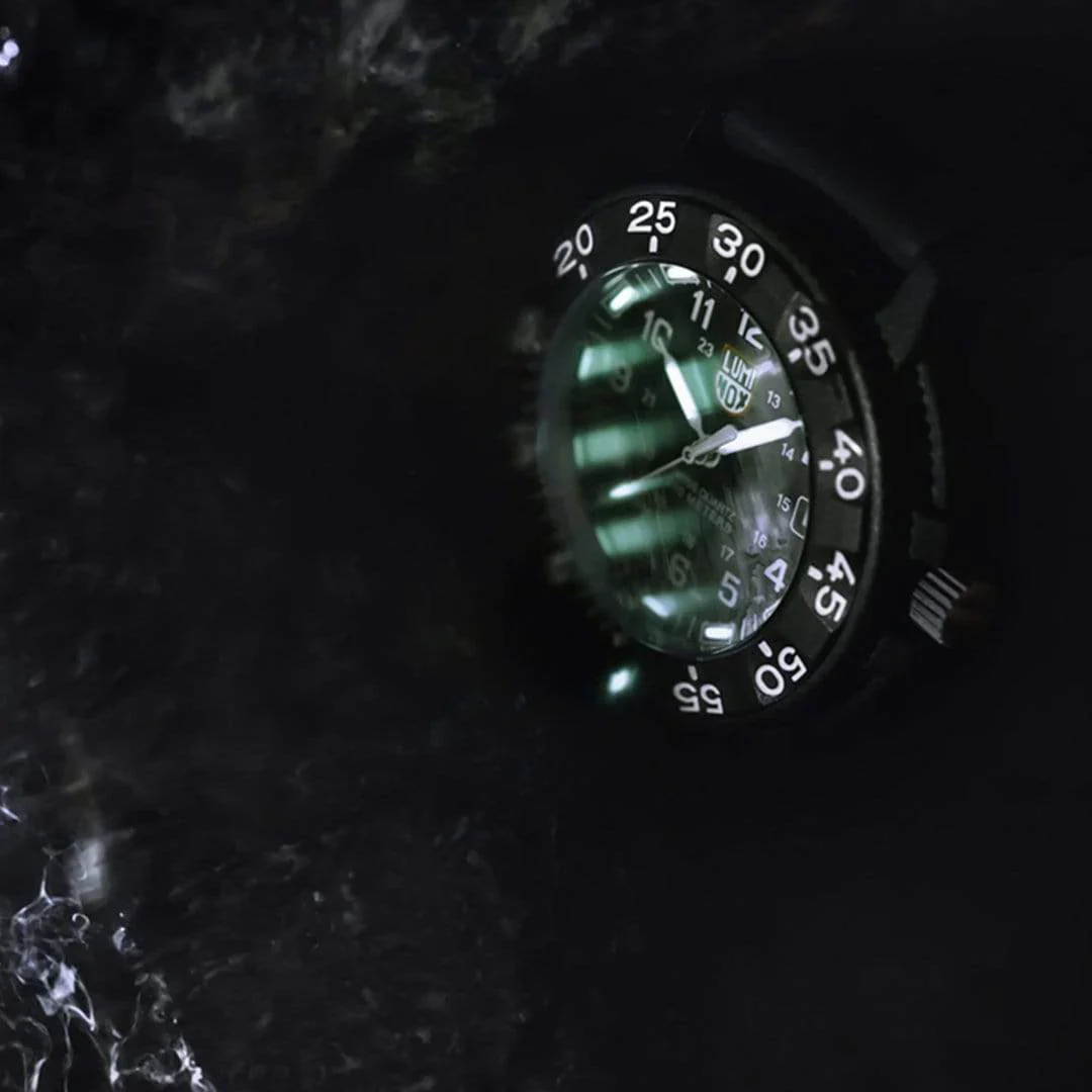 Luminox Original Navy SEAL Dive Watch, 43 mm XS.3001.F - Image 4