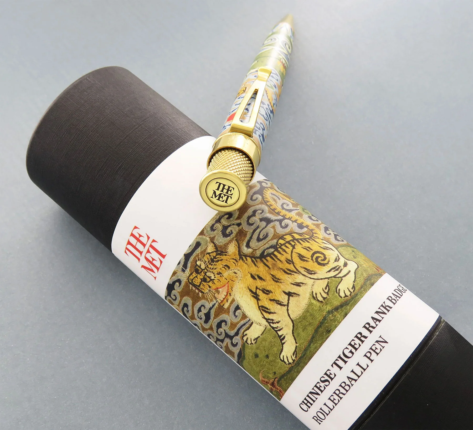 Retro 51 The Metropolitan Museum - Chinese Tiger Rank Badge Rollerball - Image 3