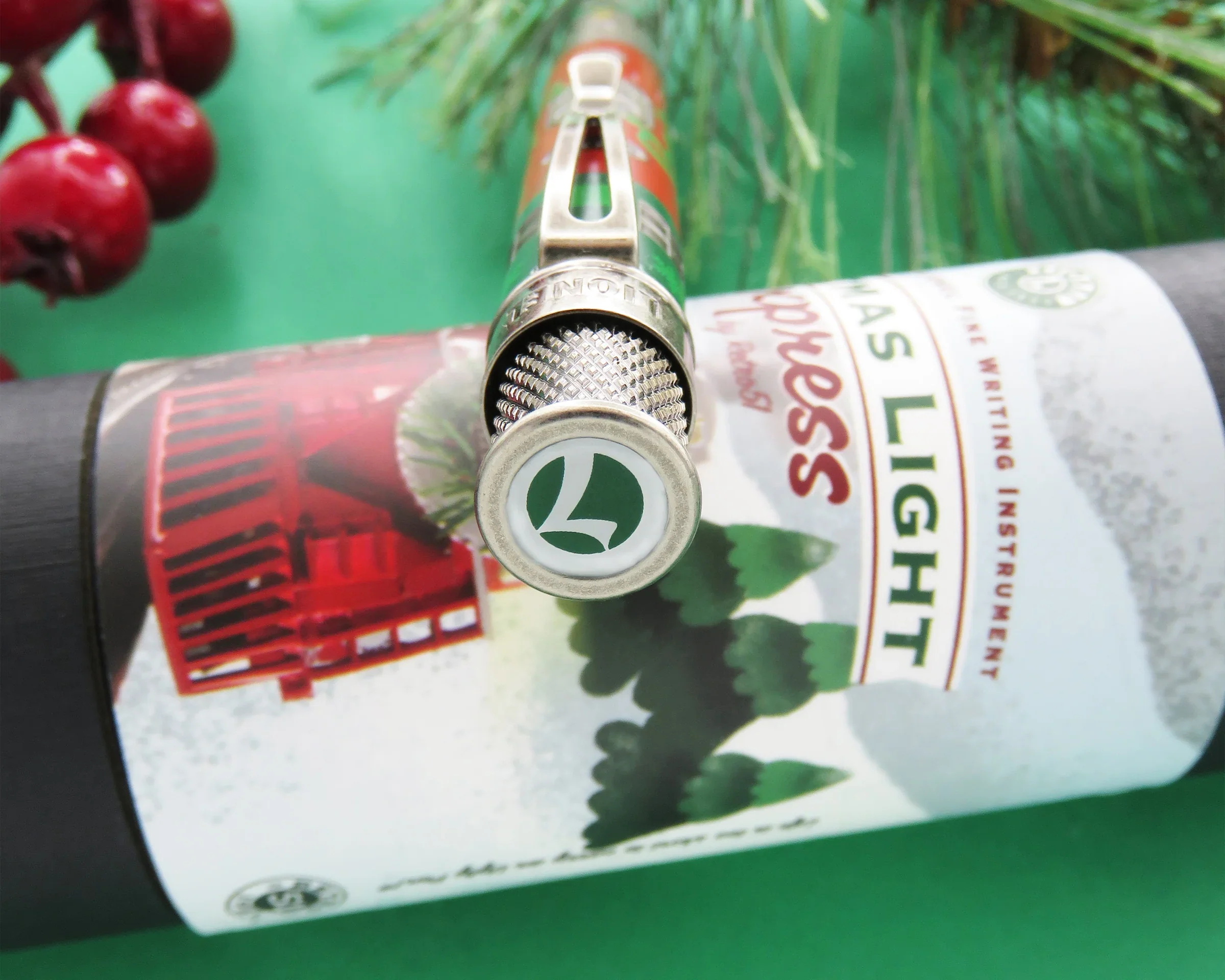 Retro 51 Lionel Trains Limited Edition Christmas Light Express Rollerball - Image 4