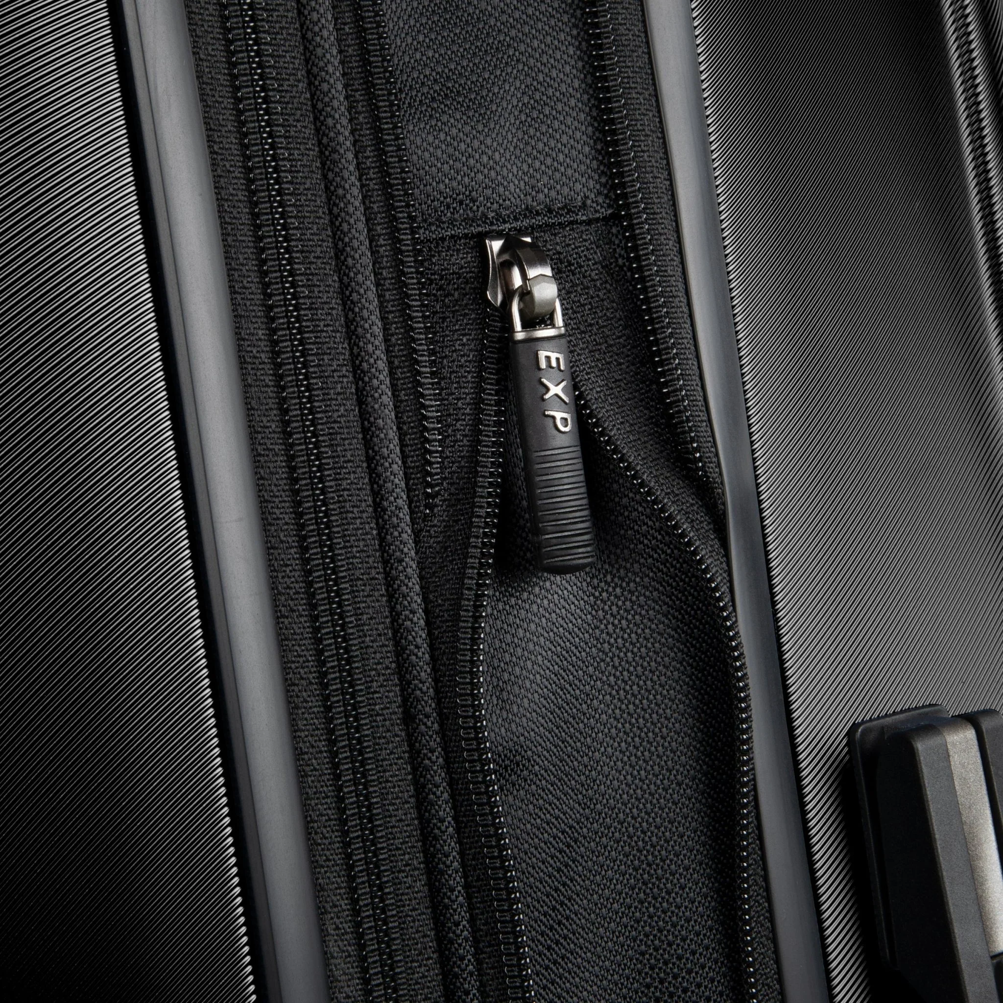 Ricardo Brentwood Hardside 21" Carry-On Expandable Spinner - Image 5