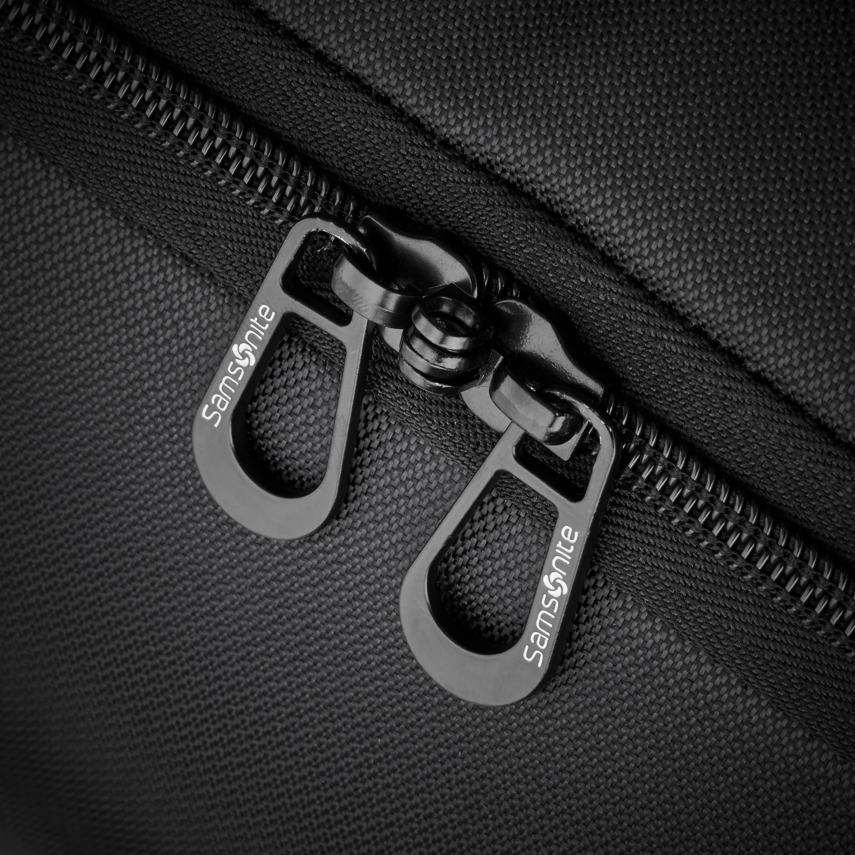 Samsonite Andante 2 28" Drop Bottom Wheeled Duffle - Image 7