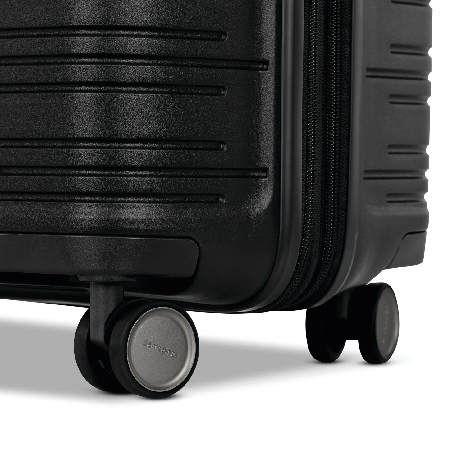 Samsonite Elevation™ Plus Carry-on Spinner - Image 11