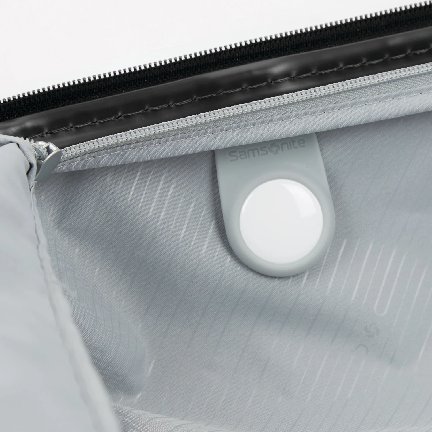 Samsonite Elevation™ Plus Large Spinner - Image 12