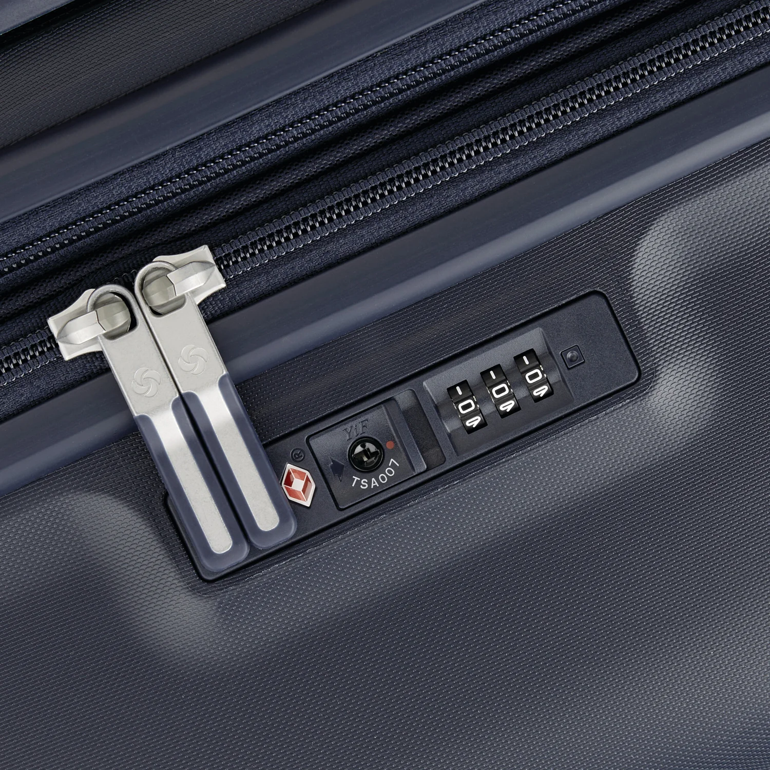 Samsonite Elevation™ Plus Large Spinner - Image 7