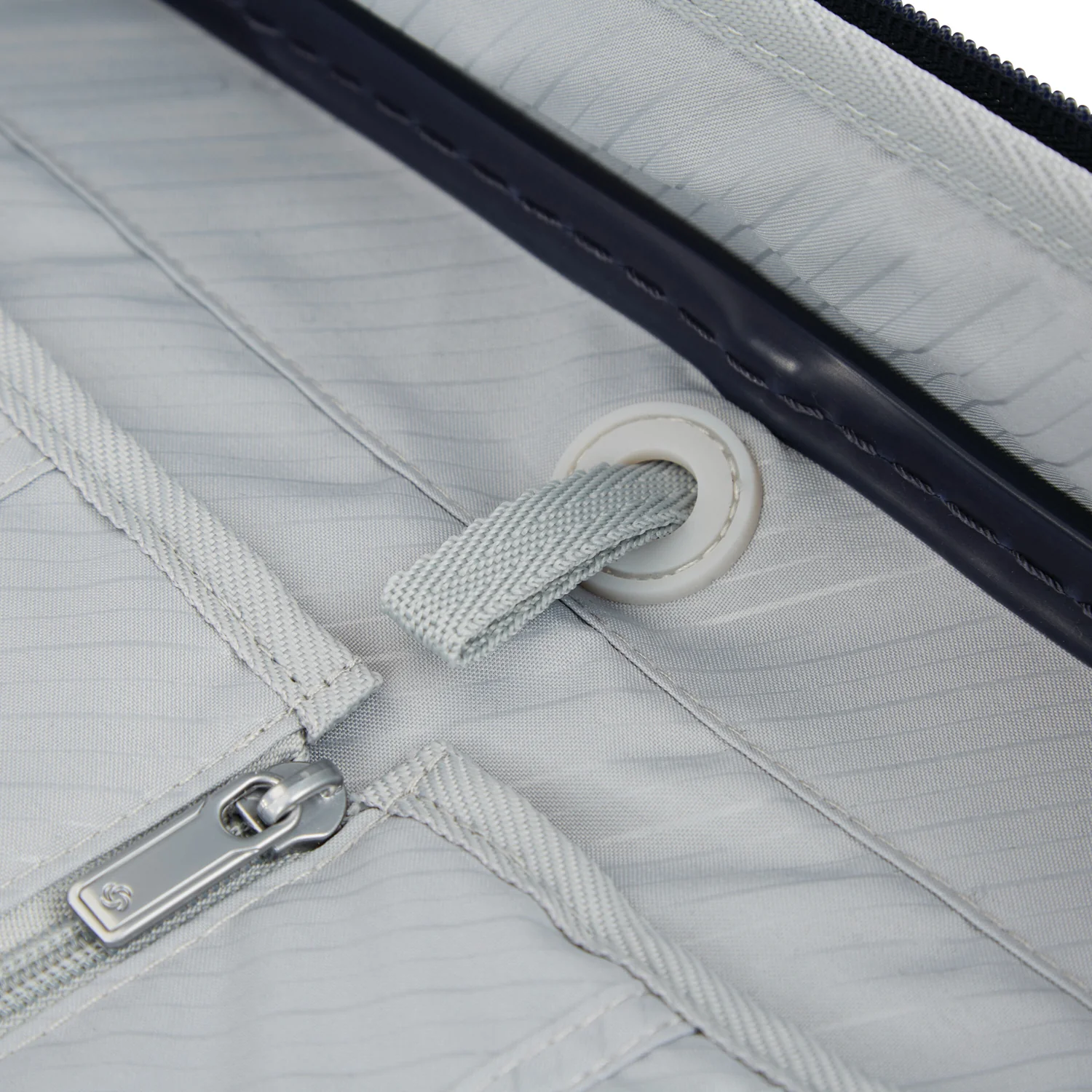 Samsonite Elevation™ Plus Large Spinner - Image 9