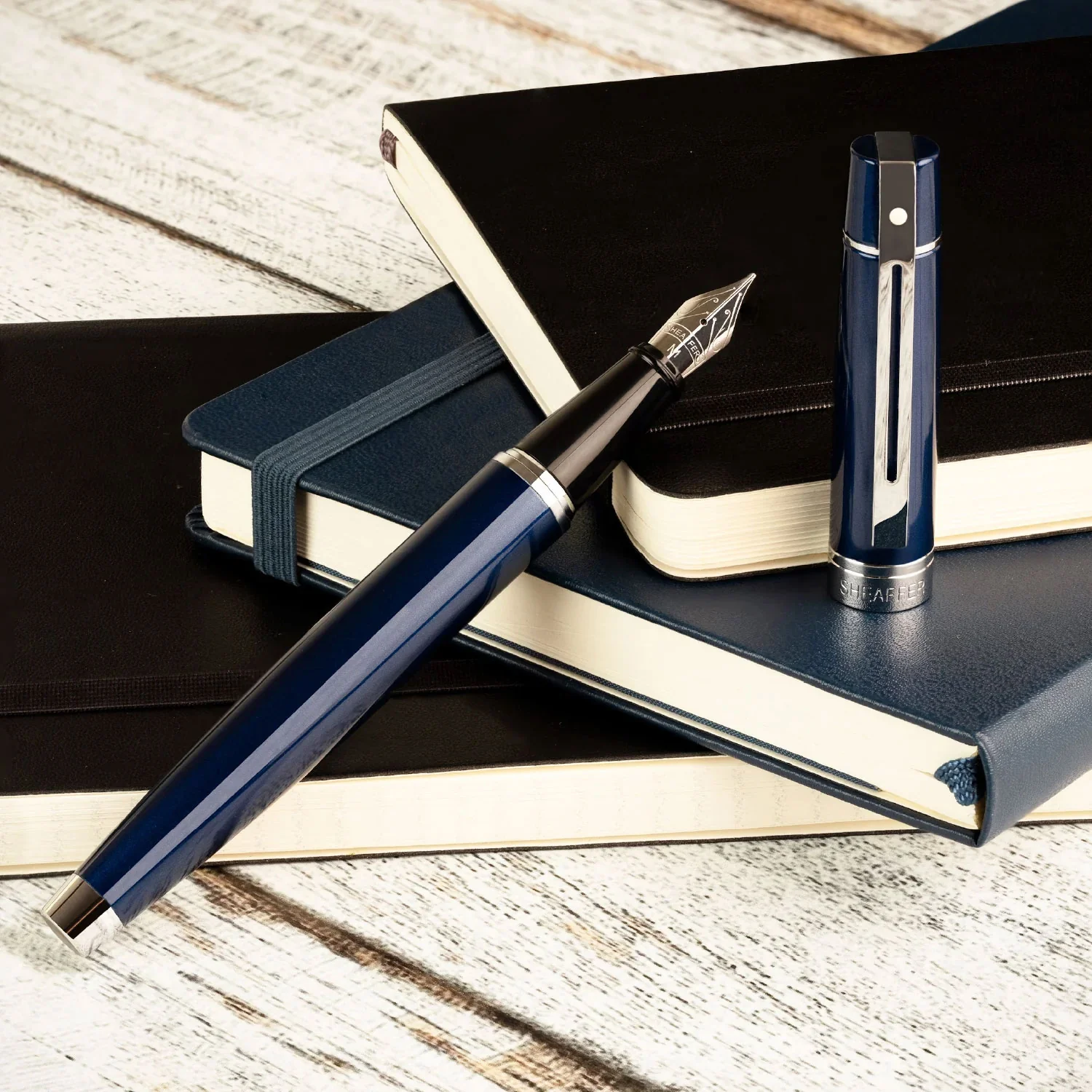 Sheaffer 300 Glossy Blue Fountain Pen With Chrome Trims - Image 3