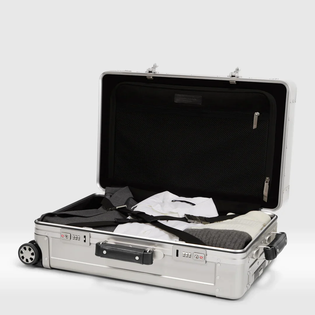 Sterling Pacific 40L Cabin Travel Case Titanium - Image 10
