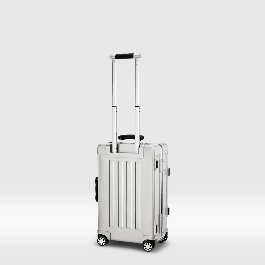 Sterling Pacific 40L Cabin Travel Case Titanium - Image 6