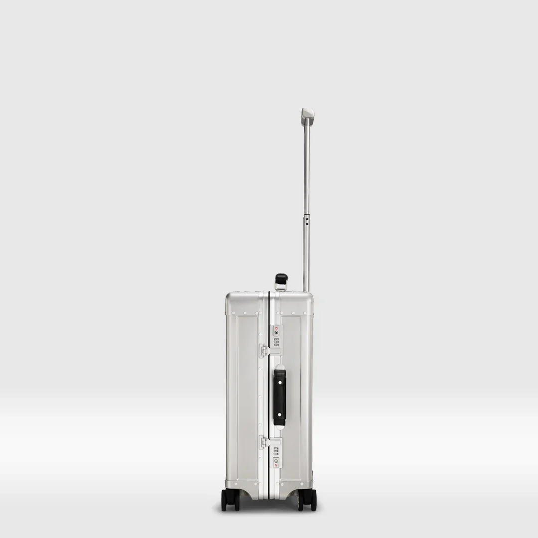Sterling Pacific 40L Cabin Travel Case Titanium - Image 7
