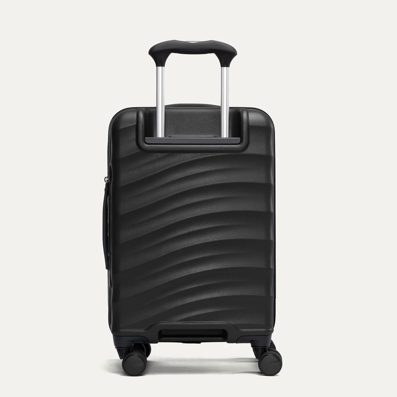 Travelpro Maxlite Air V2 Carry-On Hardside Spinner - Image 2