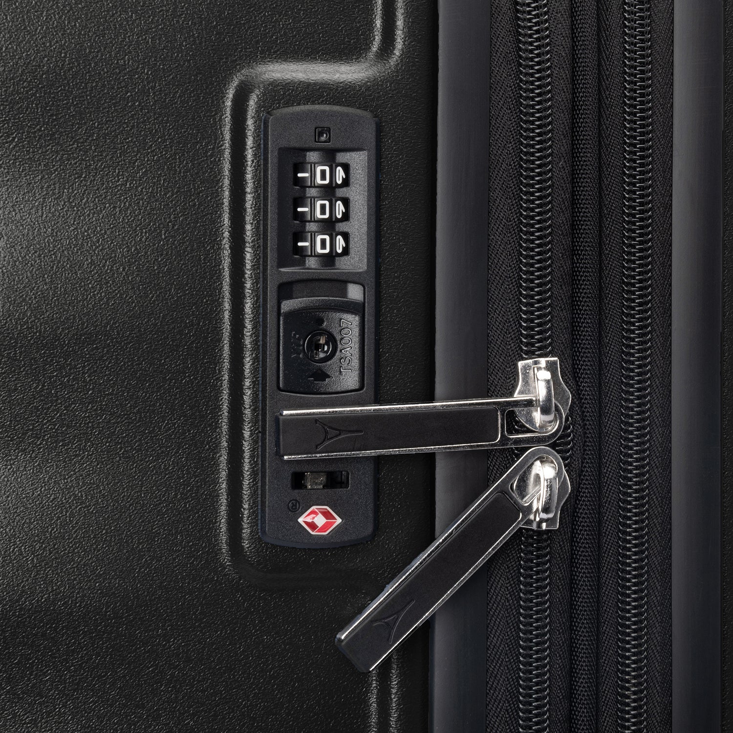 Travelpro Maxlite Air V2 Compact Carry-On Hardside Spinner - Image 5