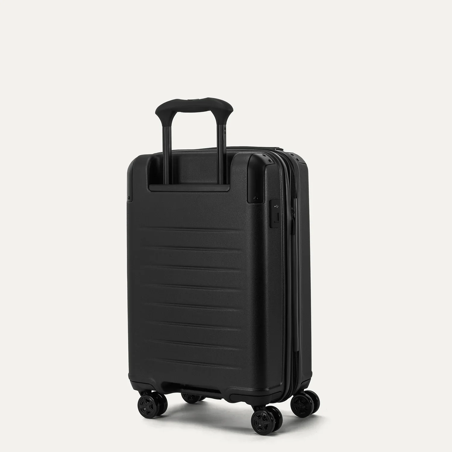 Travelpro Platinum Elite Compact Carry-On Hardside Spinner - Image 3