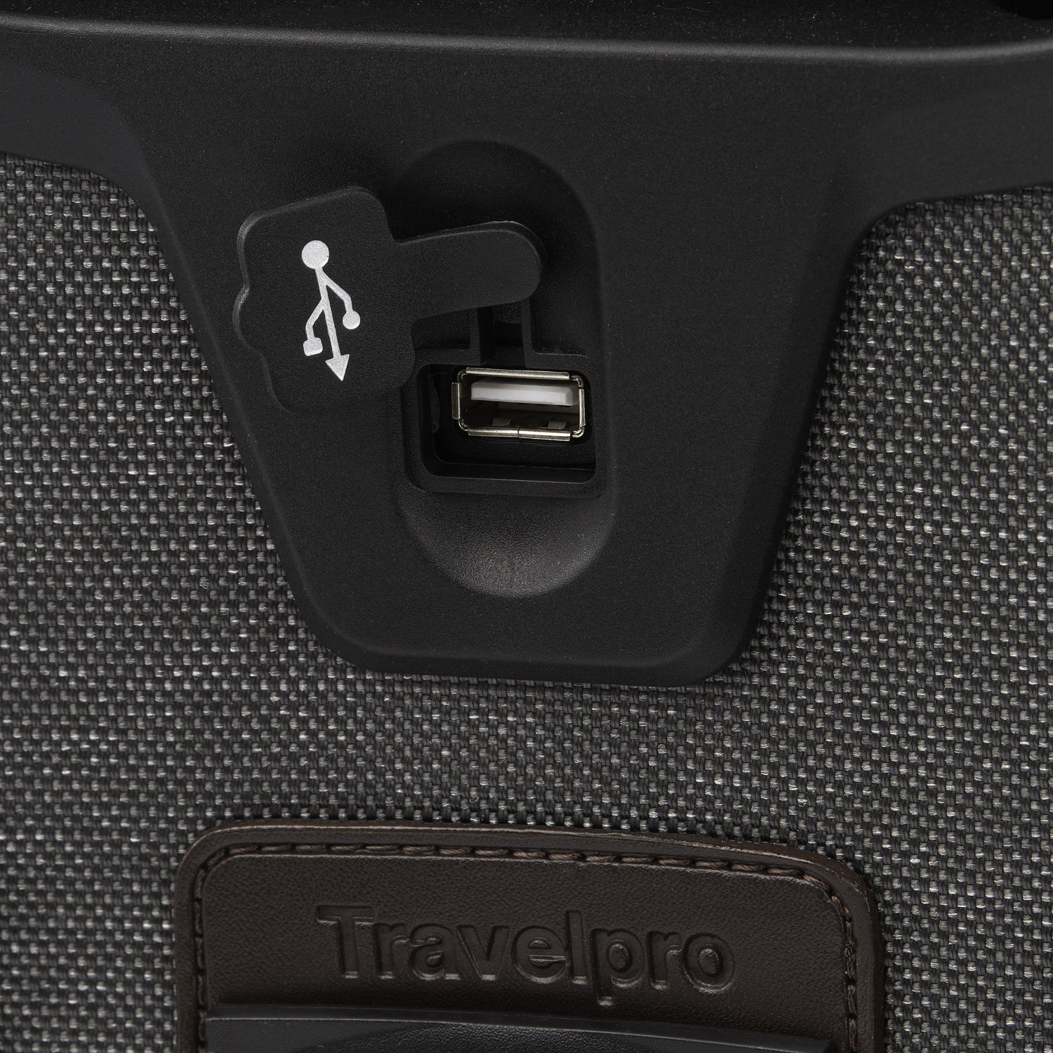 Travelpro Platinum Elite International Expandable Carry-On Spinner - Image 8