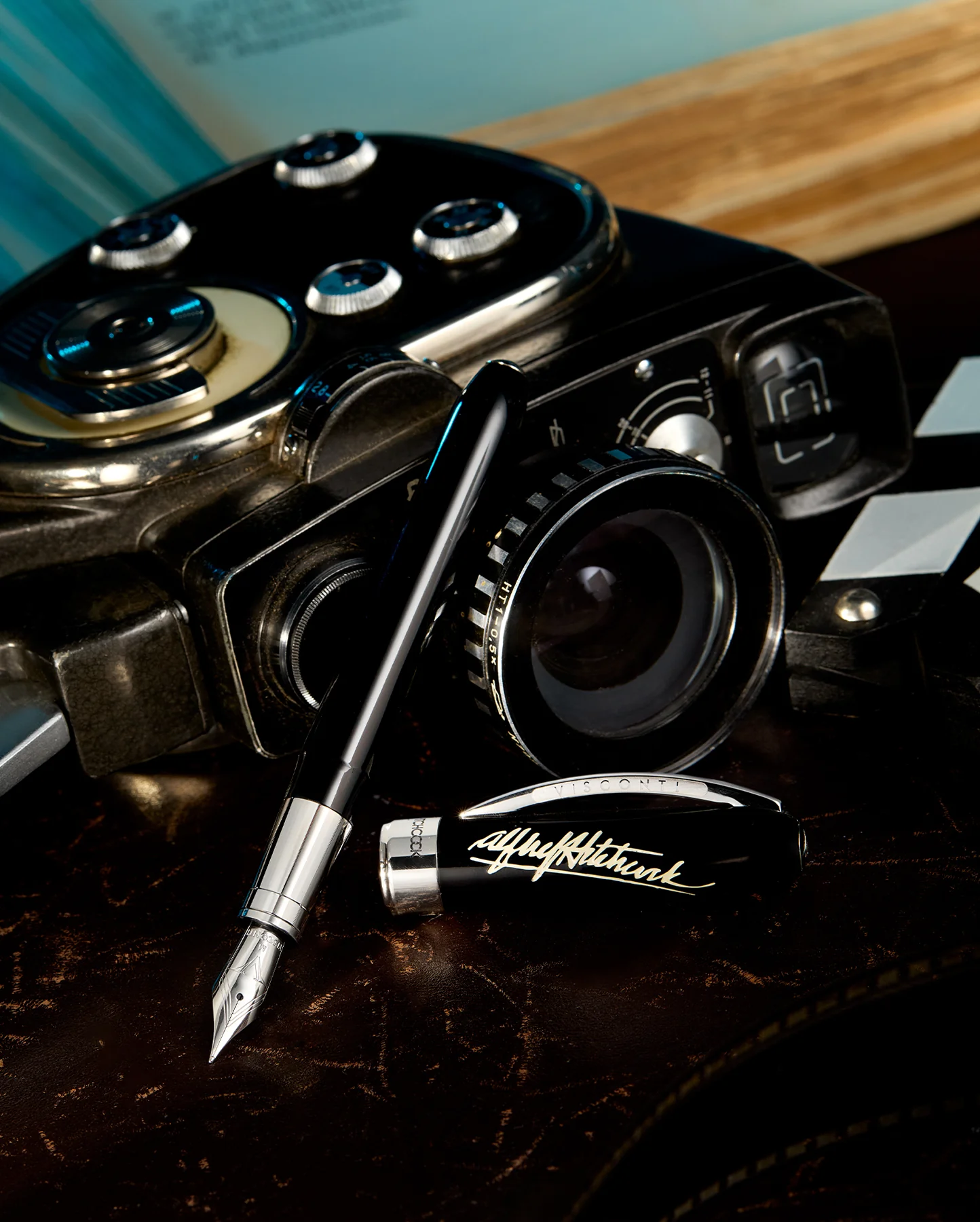 Visconti Alfred Hitchcock Collection Fountain Pen Black - Image 4